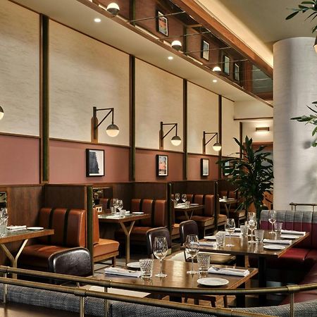 Sheraton Grand Warsawa Bagian luar foto